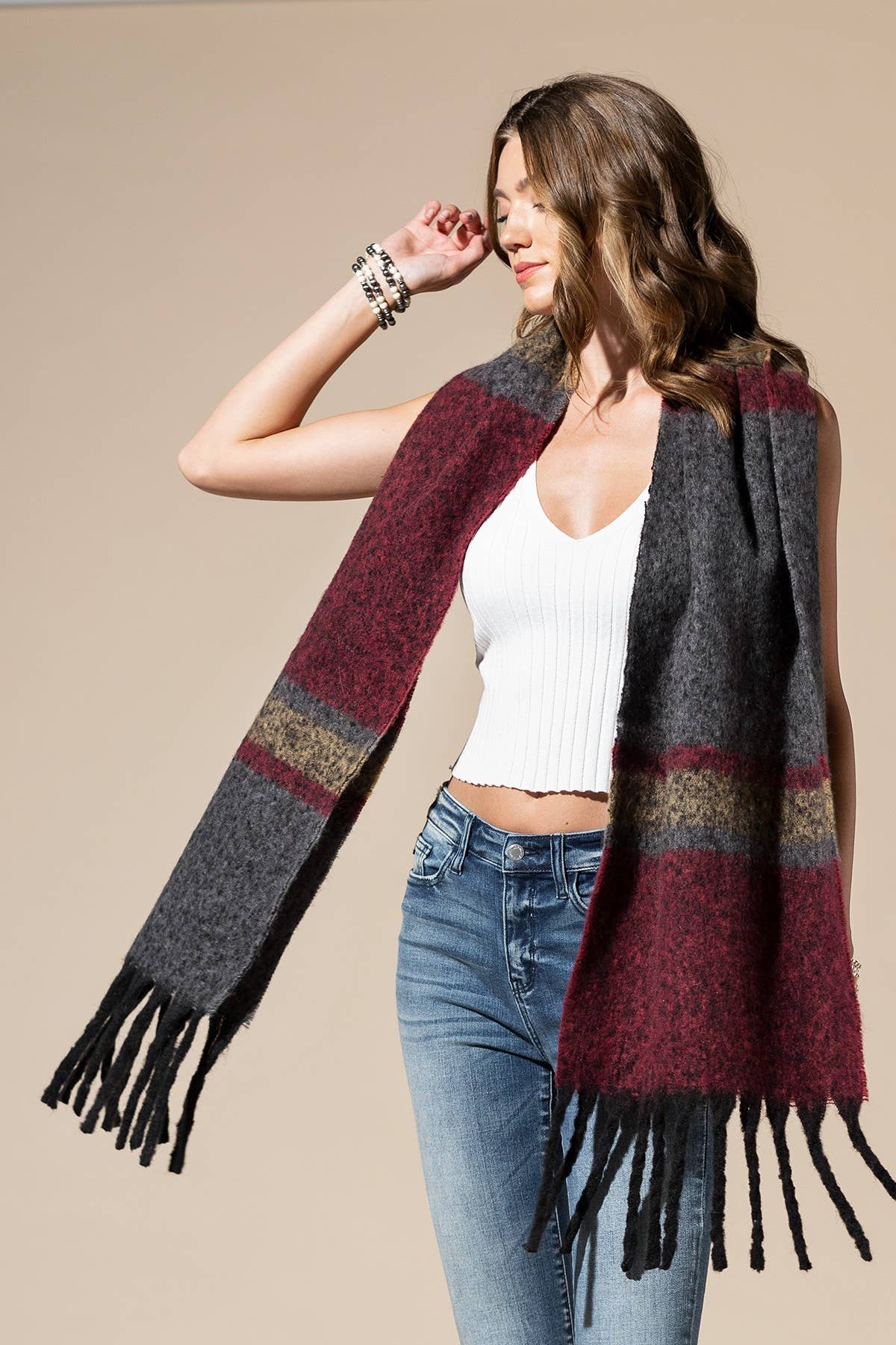 Giant Plaid Pattern Oblong Scarf with Fringe