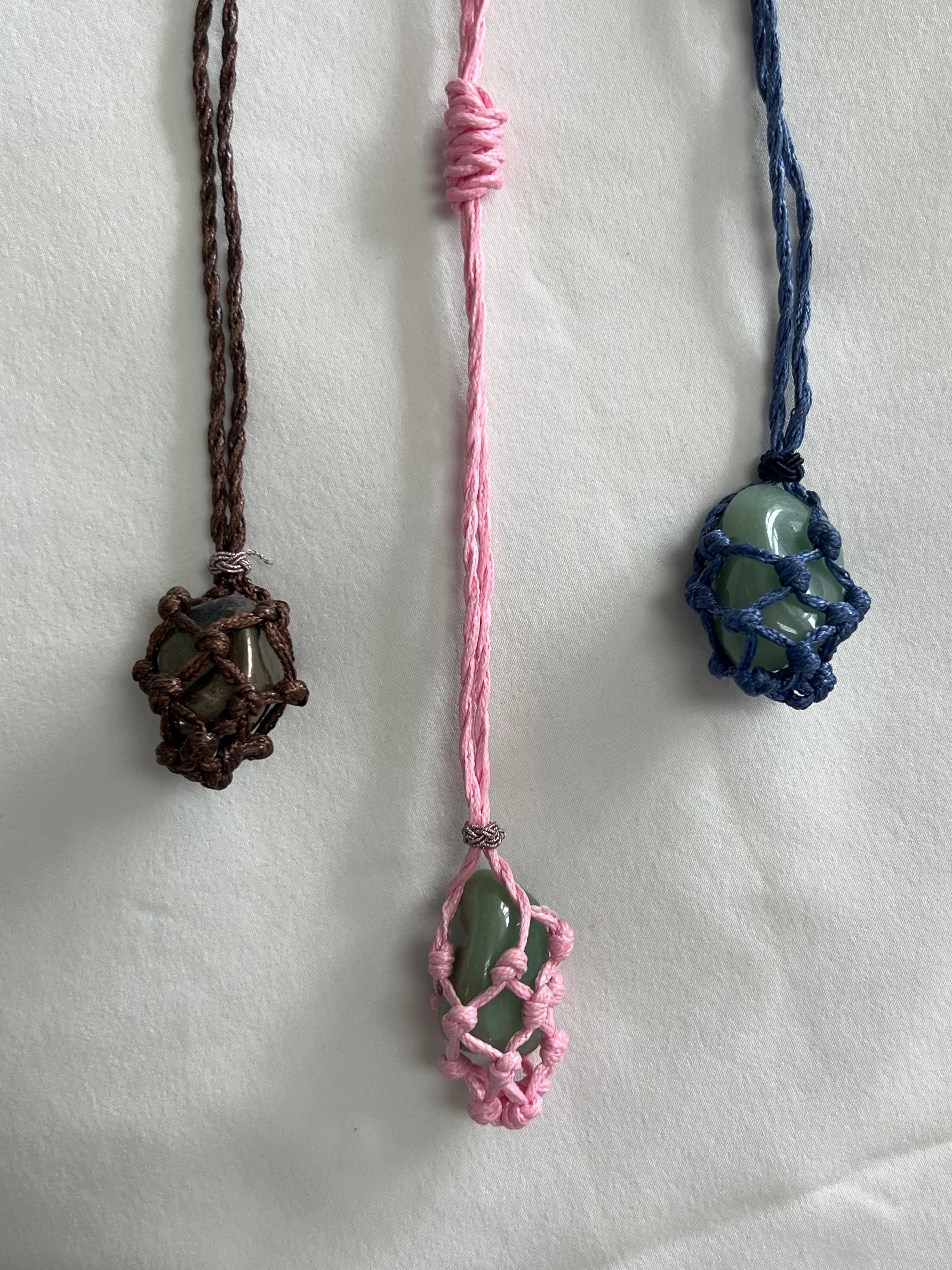 Macrame crystal holder necklace – WitchLab