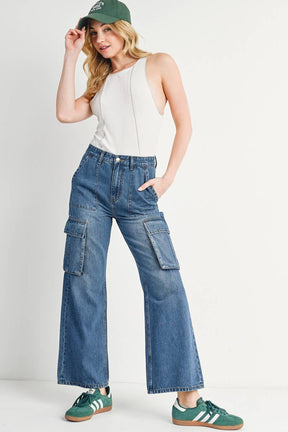 HIGH RISE WIDE BAGGY CARGO JEANS: DK.WASH / M