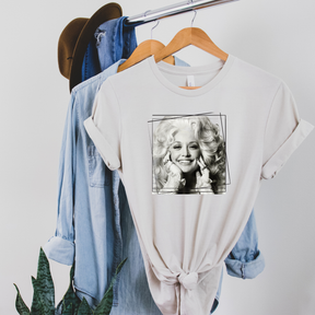 Dolly Portrait Graphic Tee: White / Medium