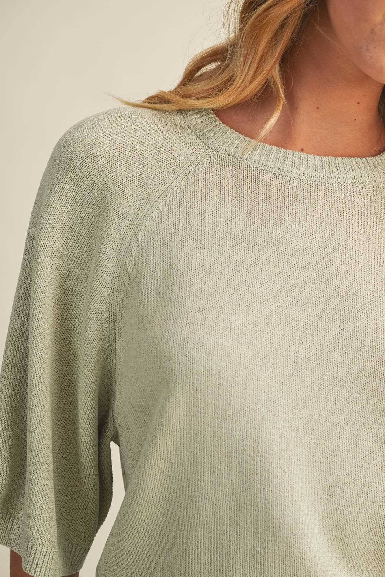 RAGLAN SHORT SLEEVE SWEATER
