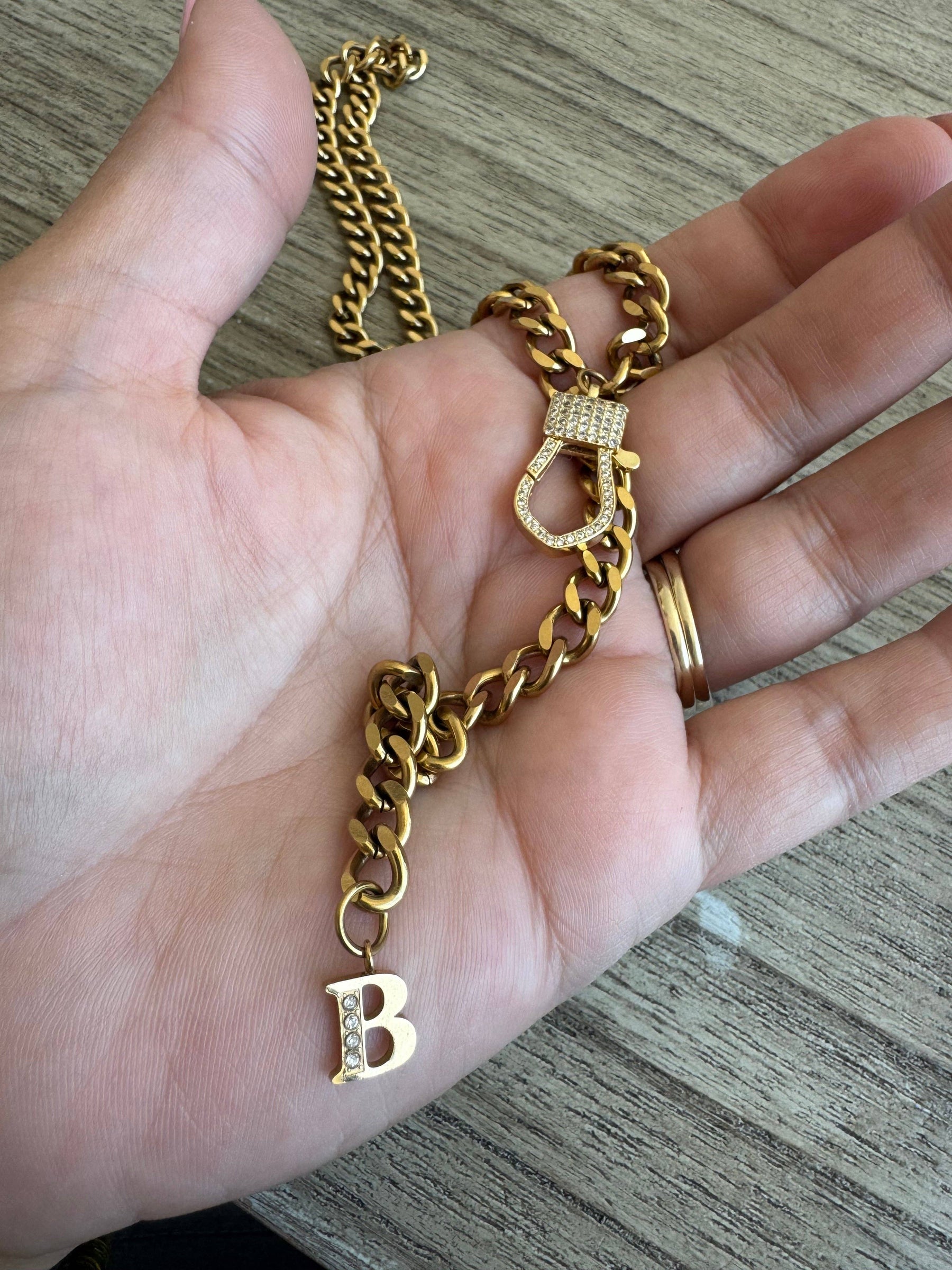 LINK  NECKLACE